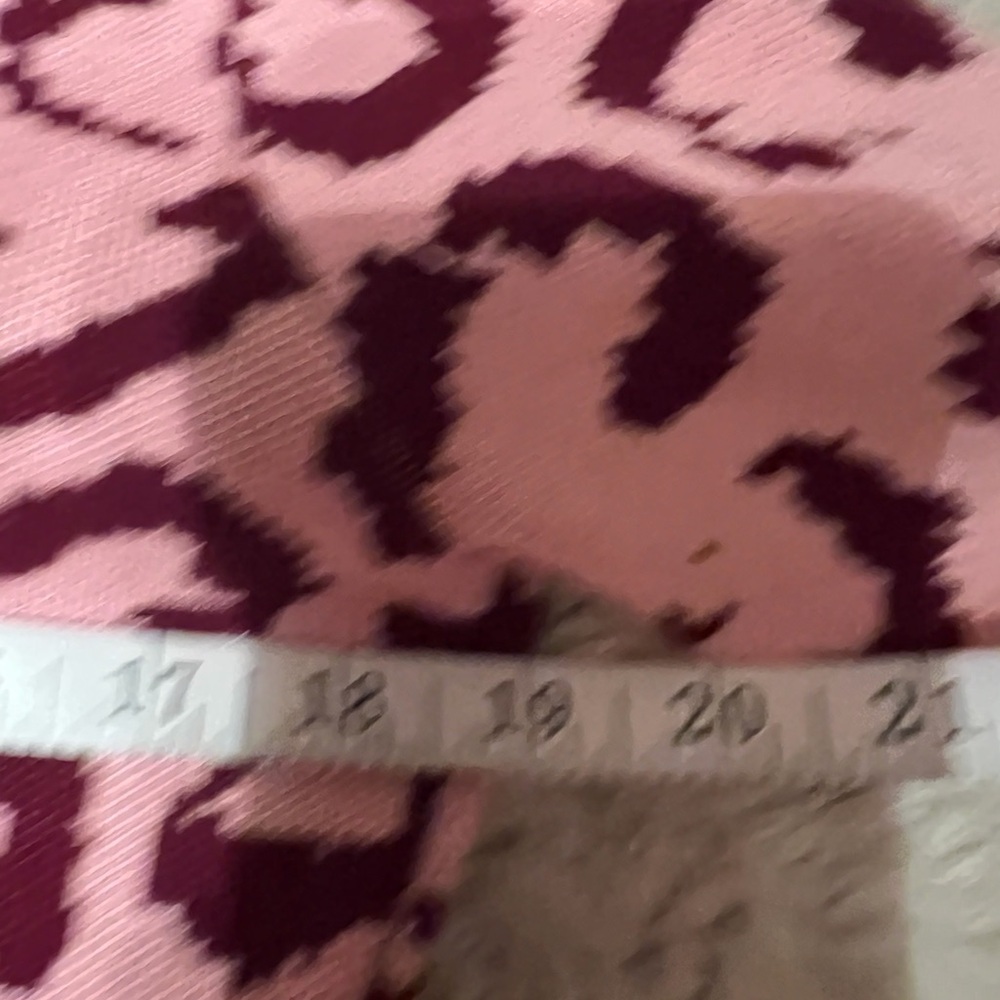 FARM Rio Pink and Red Leopard Cardigan - Picture 4 of 4